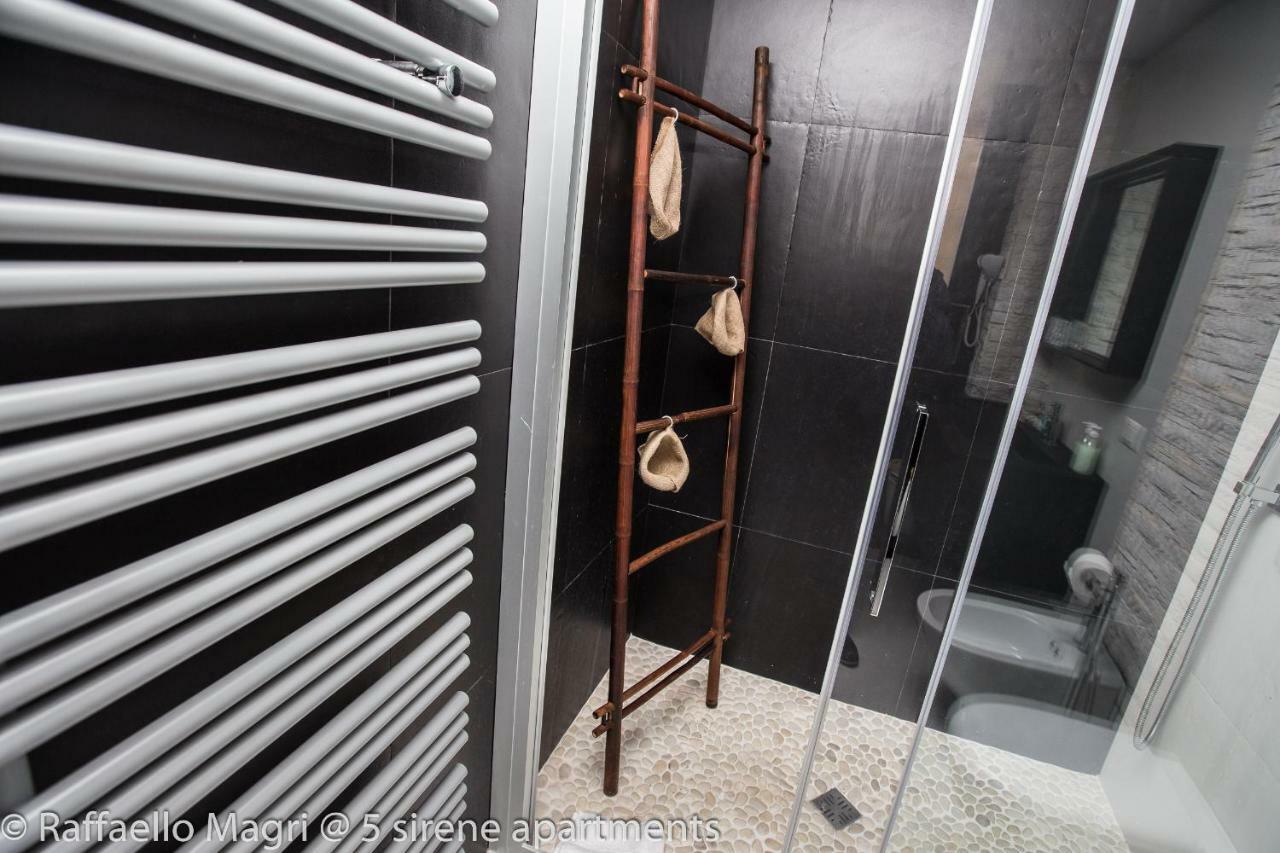 ナポリ 5 Sirene Bed & Breakfast エクステリア 写真