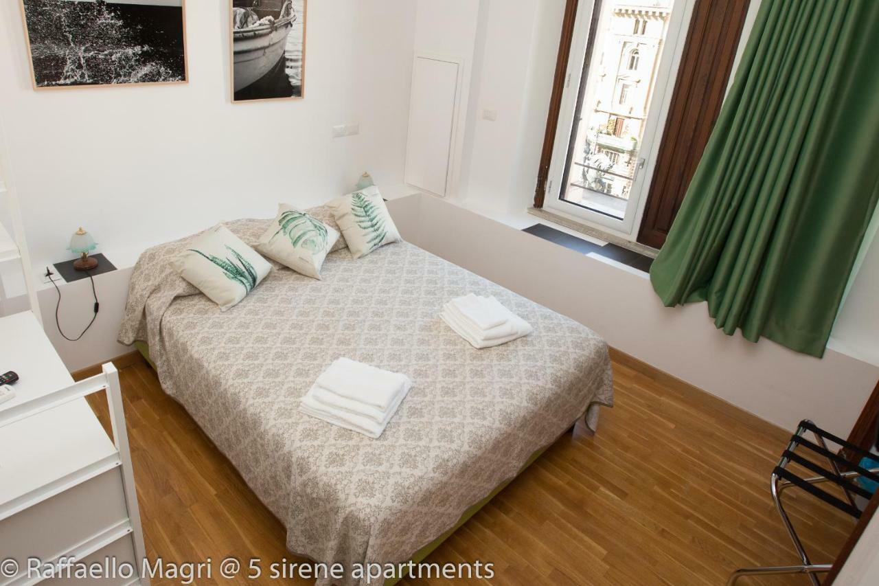 ナポリ 5 Sirene Bed & Breakfast エクステリア 写真